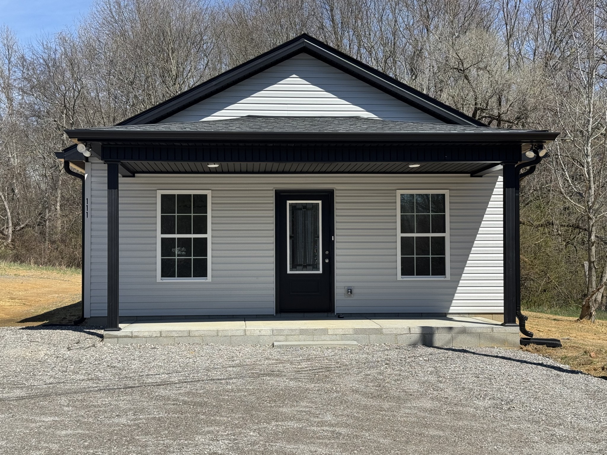 111 White Lane Portland, TN 37148 - Photo 1 of 9 a front view of a house
