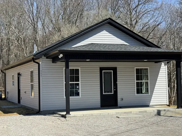 $1,800 | 111 White Lane, Portland, TN 37148