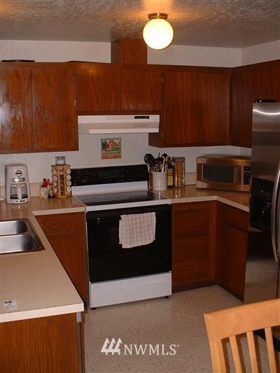 4222 Kellum Ranch Road Northwest Bremerton, WA 98312 - Photo 8 of 14 Gallery Image 8