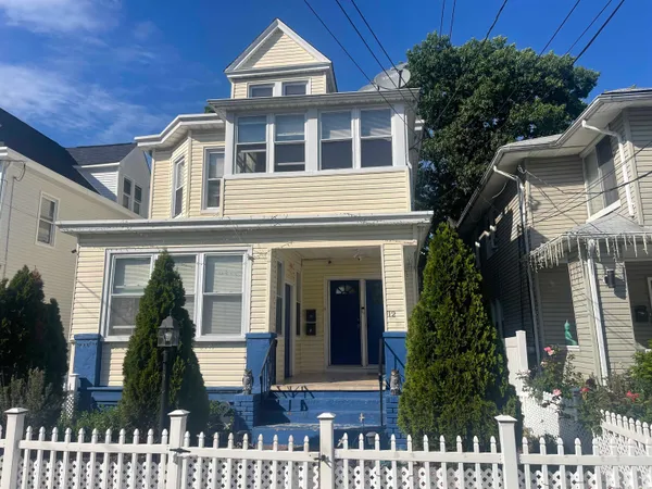 $2,000 | 12 Rutgers Place, Passaic, NJ 07055
