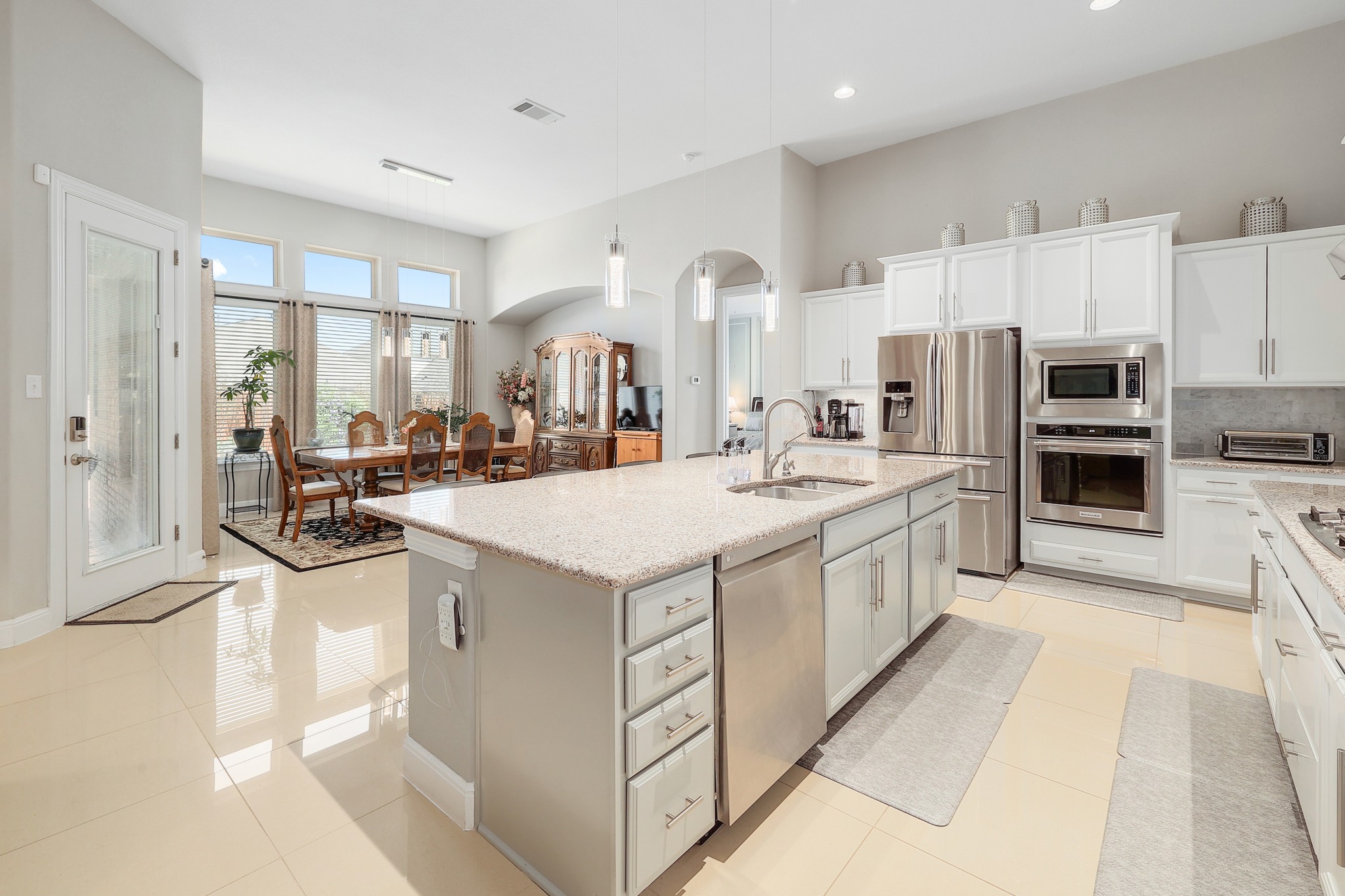 308 Bluehaw Drive Georgetown, TX 78628 - Photo 11 of 35