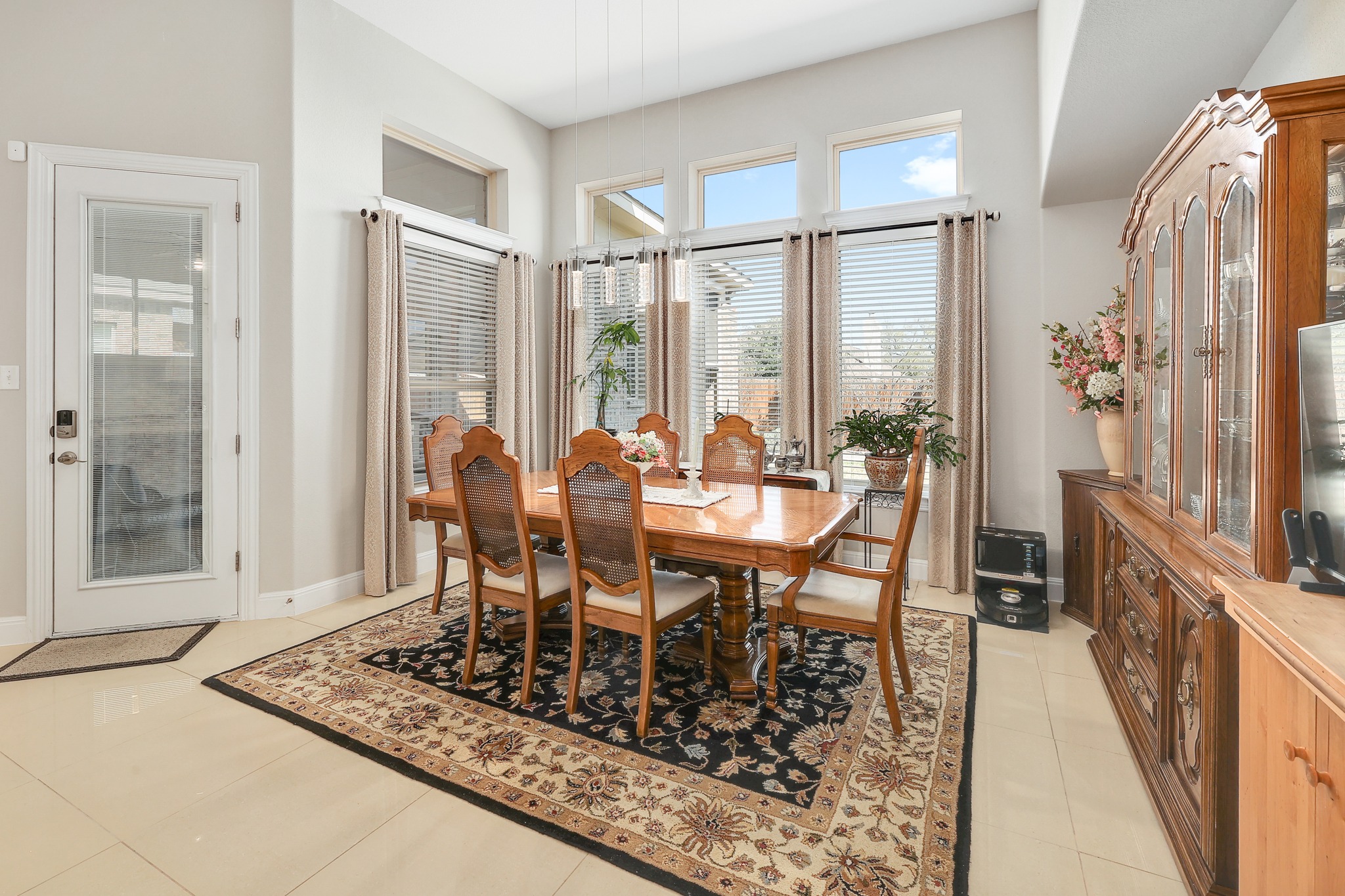 308 Bluehaw Drive Georgetown, TX 78628 - Photo 7 of 35