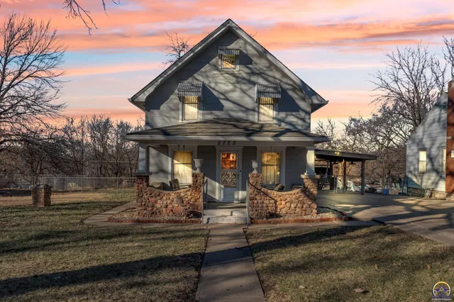 $174,900 | 2725 Southeast Pennsylvania Avenue, Topeka, KS 66605