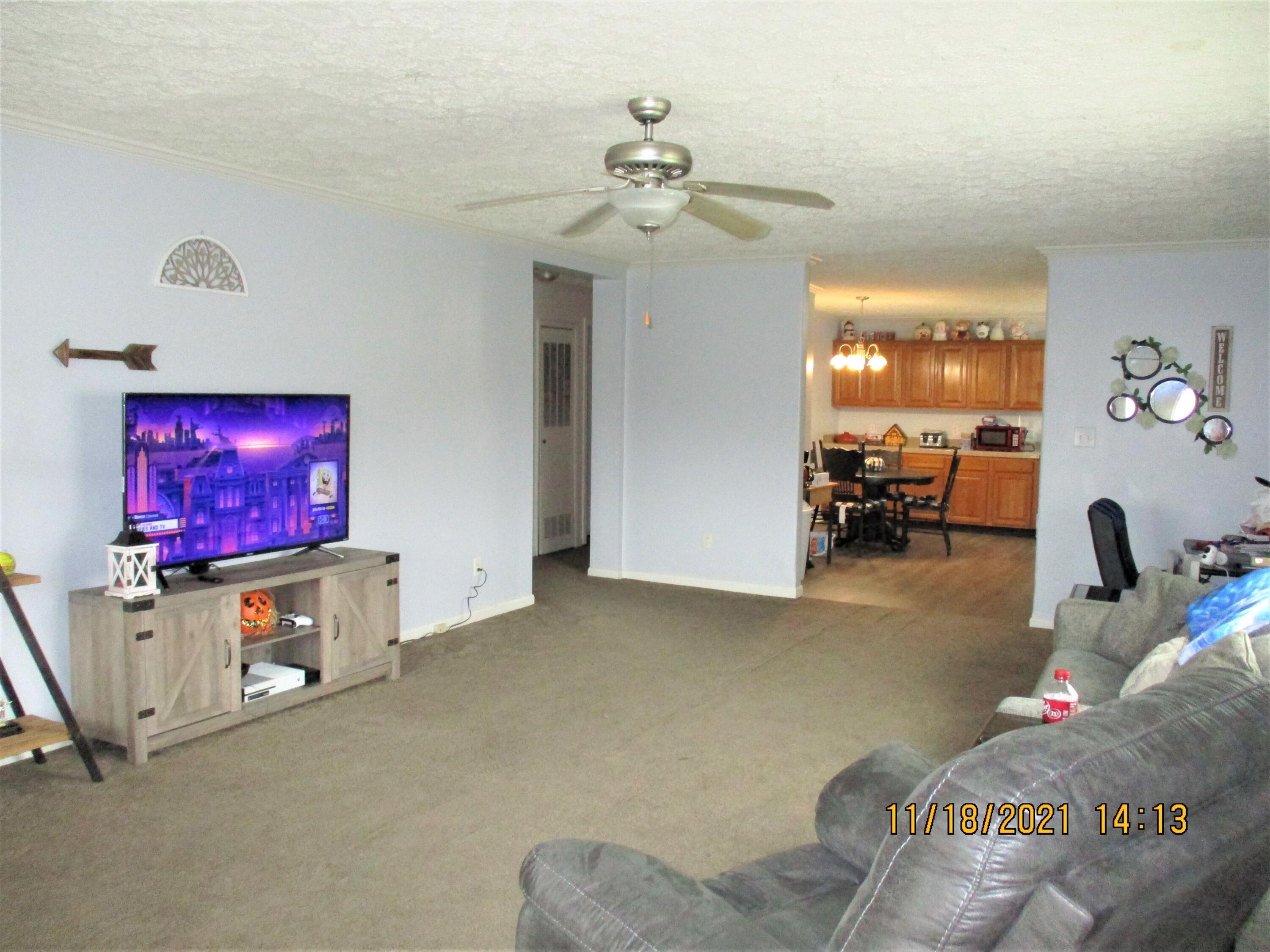 1033 Regency Road Danville, KY 40422 - Photo 6 of 17 IMG_0300