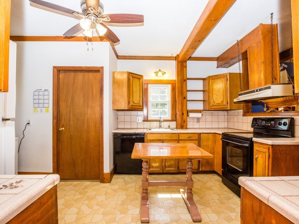 25 Great Road Maynard, MA 01754 - Photo 7 of 19
