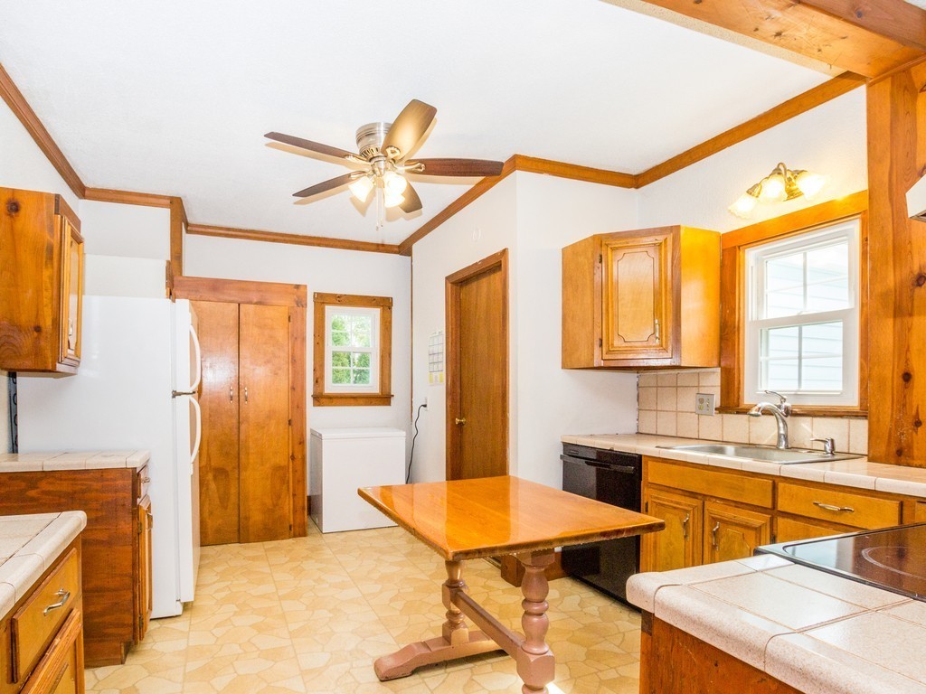25 Great Road Maynard, MA 01754 - Photo 8 of 19