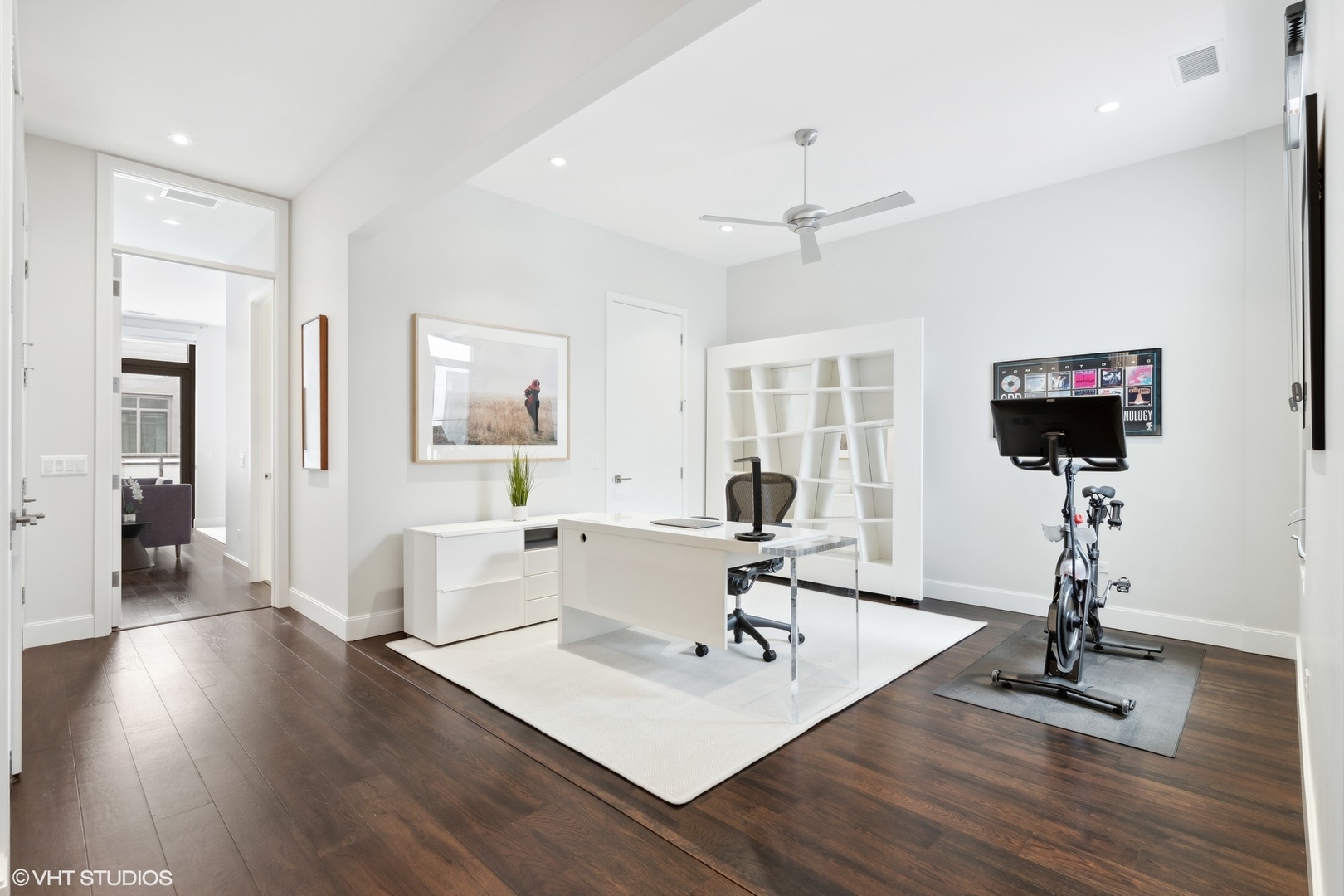 35 North Aberdeen Street, Unit PHS Chicago, IL 60607 - Photo 20 of 38 a view of a livingroom with furniture and a flat screen tv