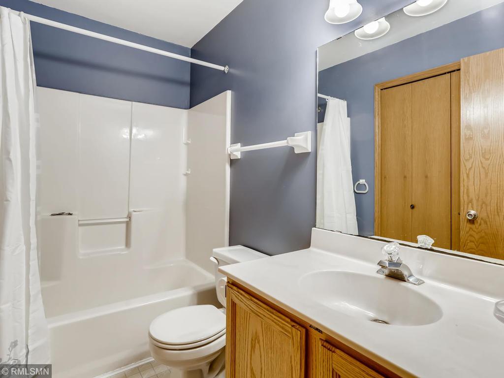 4943 Heather Ridge Road North Oakdale, MN 55128 - Photo 12 of 28 Gallery Image 12