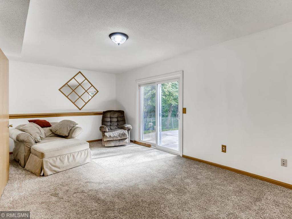 4943 Heather Ridge Road North Oakdale, MN 55128 - Photo 18 of 28 Gallery Image 18