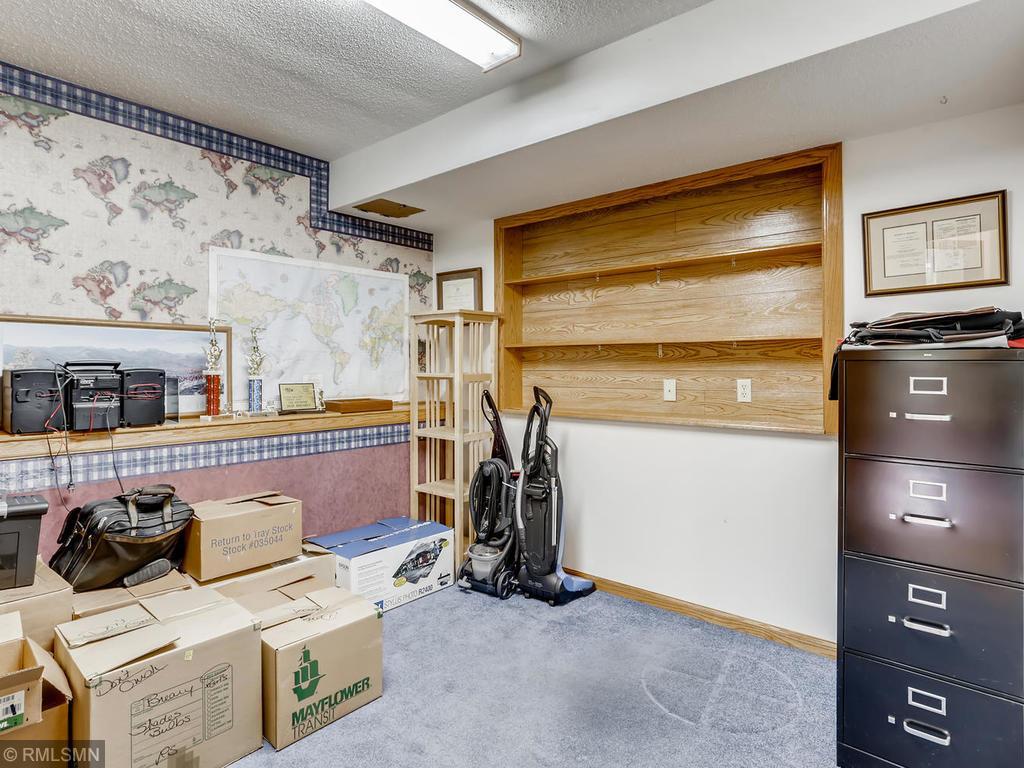 4943 Heather Ridge Road North Oakdale, MN 55128 - Photo 22 of 28 Gallery Image 22
