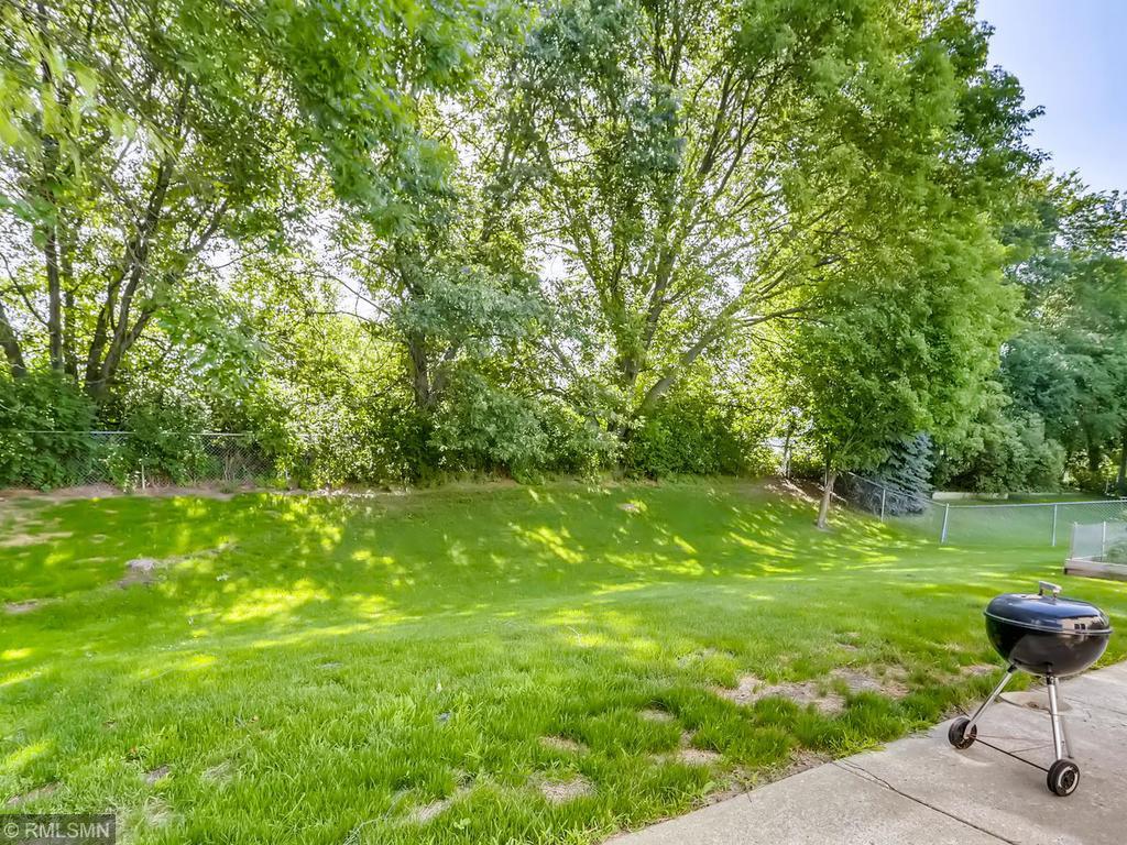 4943 Heather Ridge Road North Oakdale, MN 55128 - Photo 26 of 28 Gallery Image 26