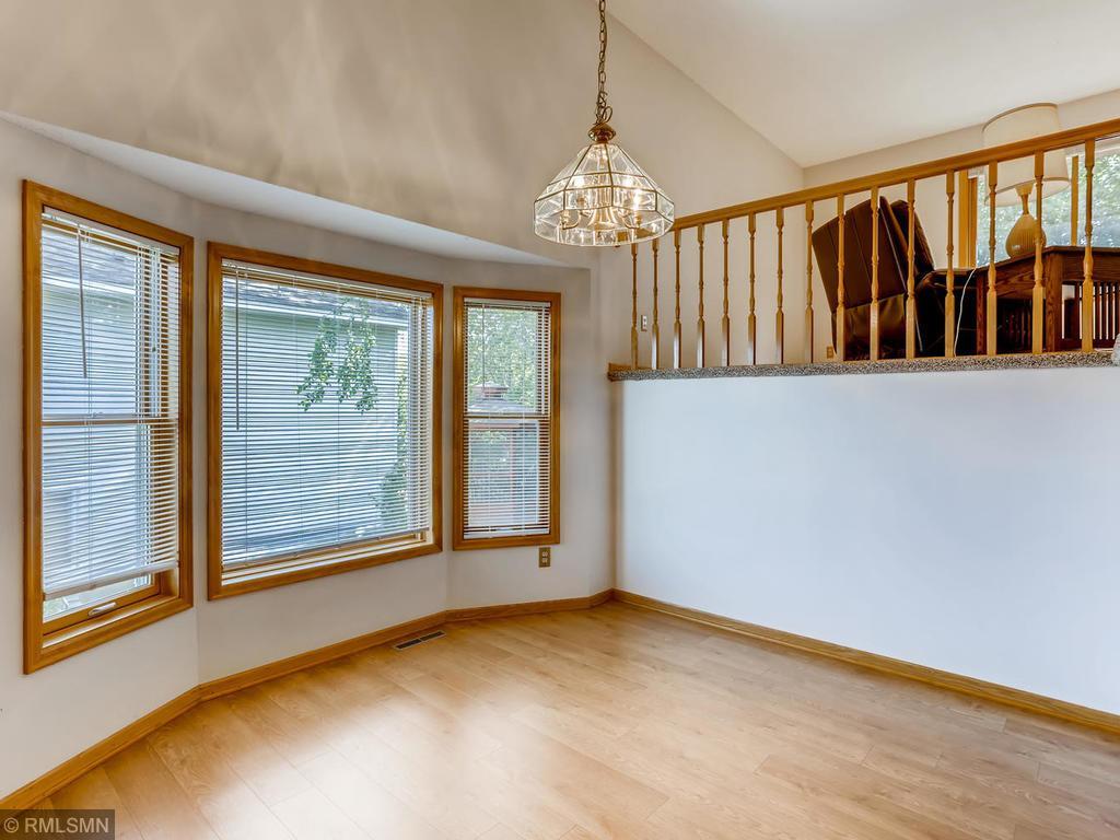 4943 Heather Ridge Road North Oakdale, MN 55128 - Photo 4 of 28 Gallery Image 4