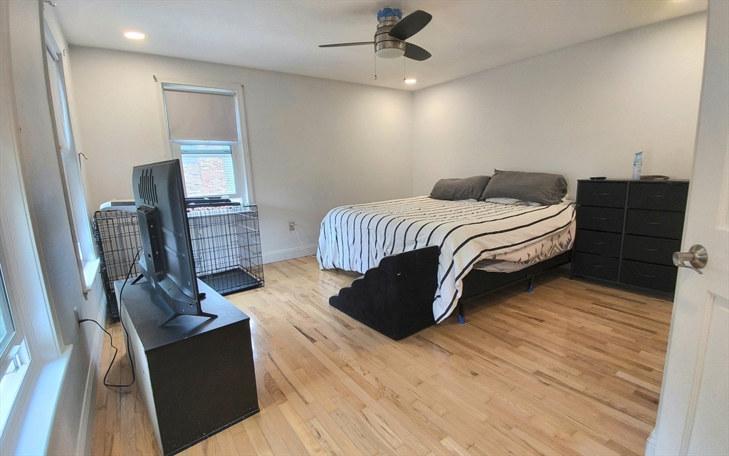 154 Dudley Oxford Road Dudley, MA 01571 - Photo 7 of 42