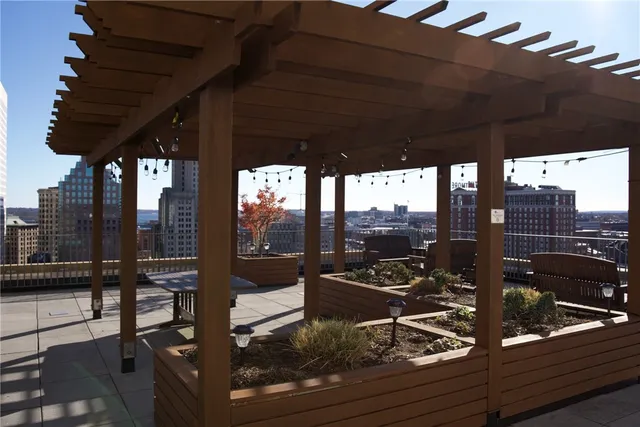 $535,000 | 100 Exchange Street, Unit 202, Providence, RI 02903