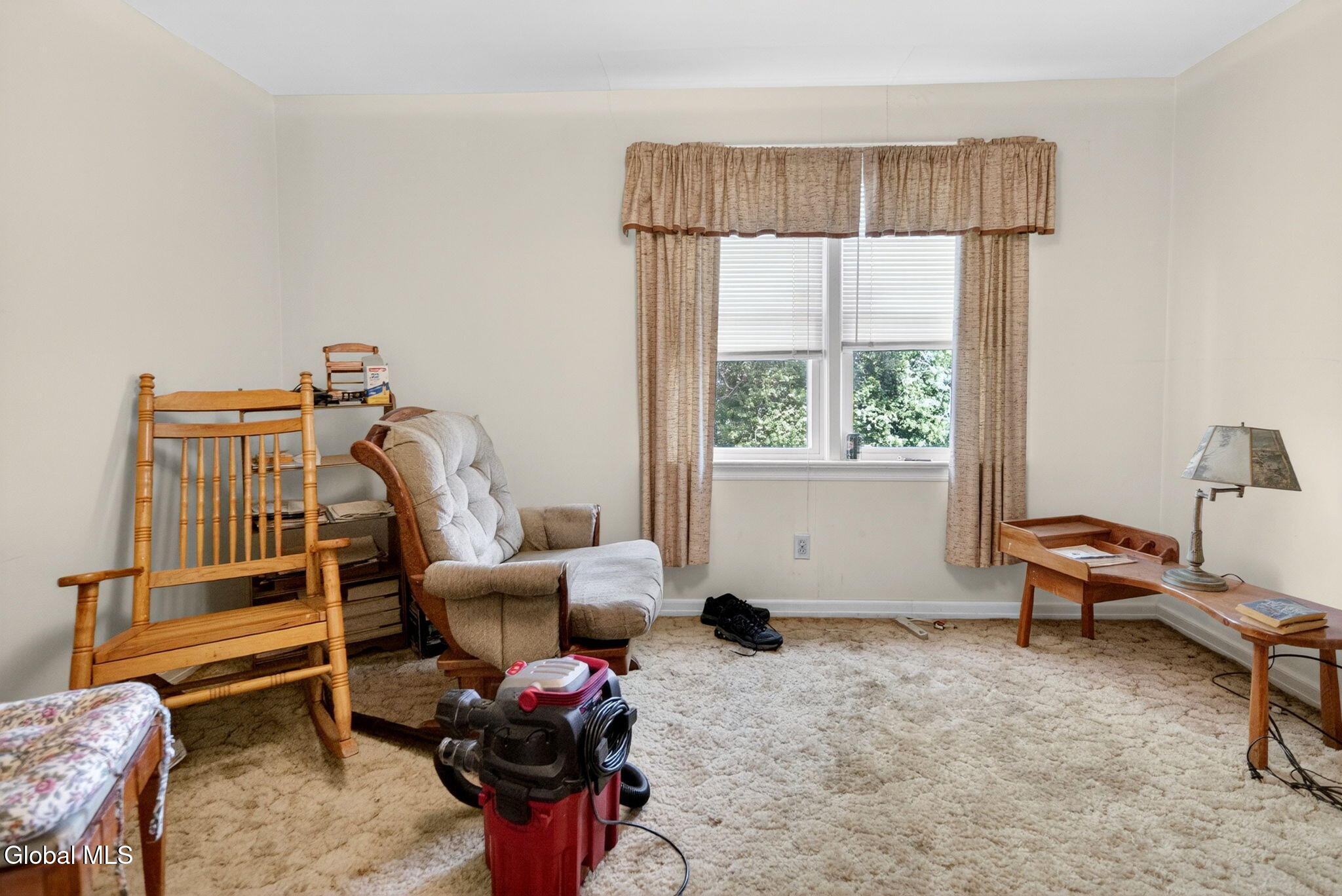 2232 Balltown Road Niskayuna, NY 12309 - Photo 21 of 25 20-web-or-mls-DSC01208