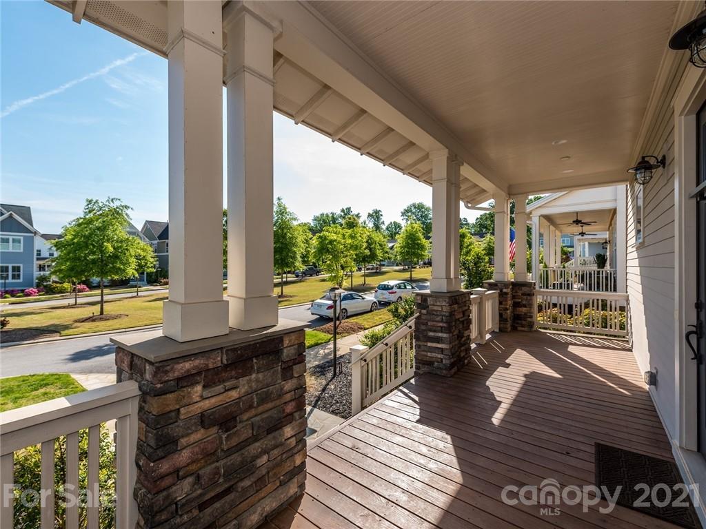1082 Ridge Runner Road Rock Hill, SC 29730 - Photo 3 of 40 Gallery Image 3