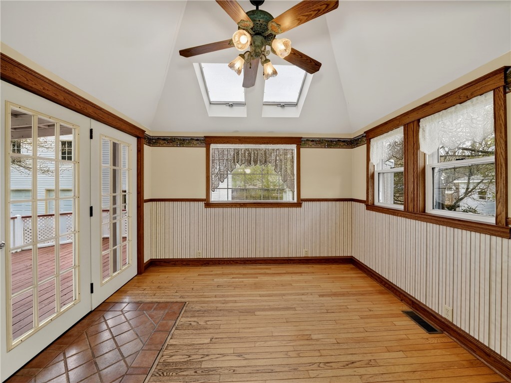 129 Center Street Barton, NY 14892 - Photo 11 of 28 Dining area