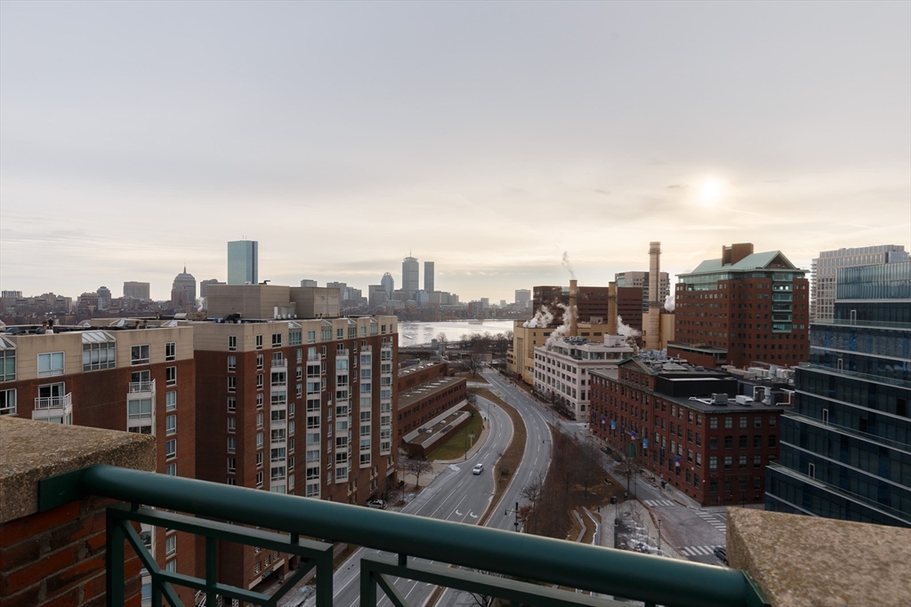 10 Rogers Street, Unit 606 Cambridge, MA 02142 - Photo 19 of 23