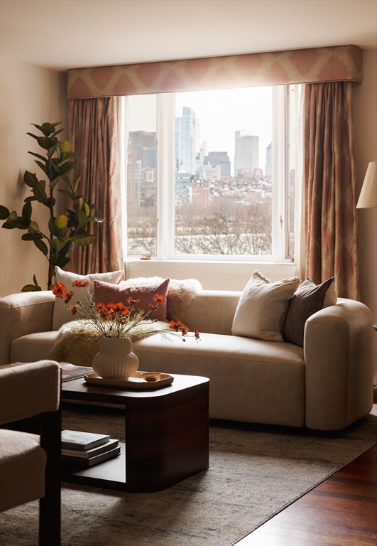 10 Rogers Street, Unit 606 Cambridge, MA 02142 - Photo 3 of 23