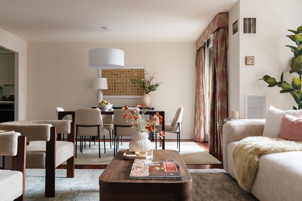 10 Rogers Street, Unit 606 Cambridge, MA 02142 - Photo 4 of 23