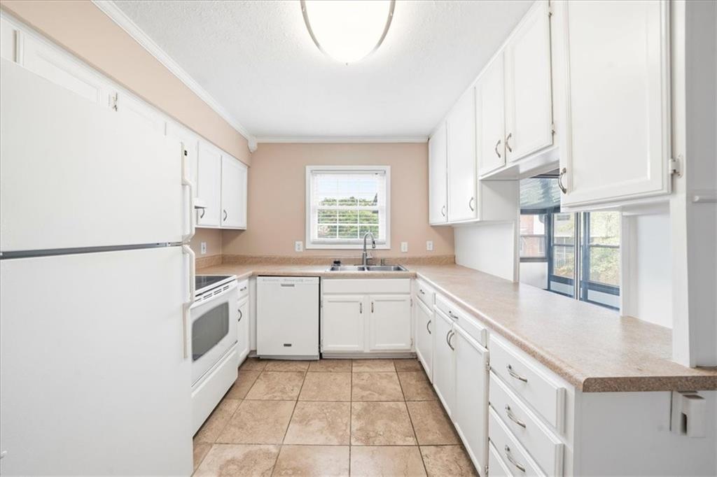 3825 Lavista Road, Unit P4 Tucker, GA 30084 - Photo 12 of 28