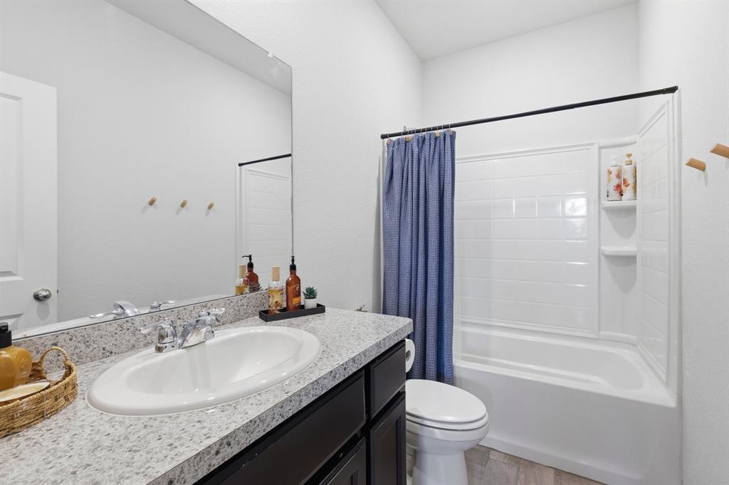 9200 Desertrock Road Fort Worth, TX 76131 - Photo 23 of 36