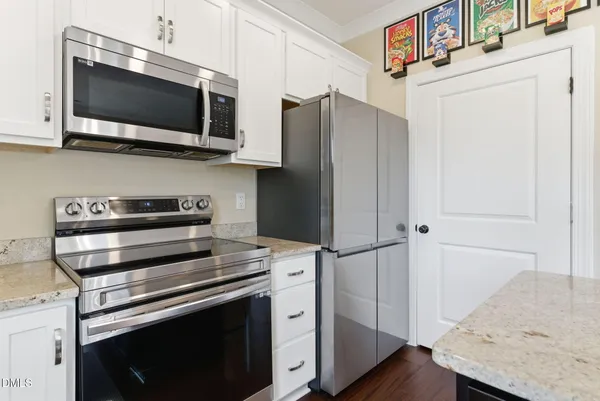 a close view of washer and dryer