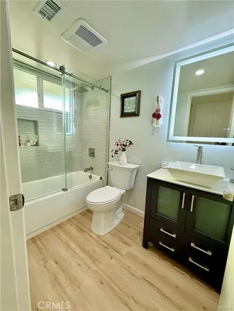 $2,199,000 | 3432 Yellowtail Drive, Rossmoor, CA 90720