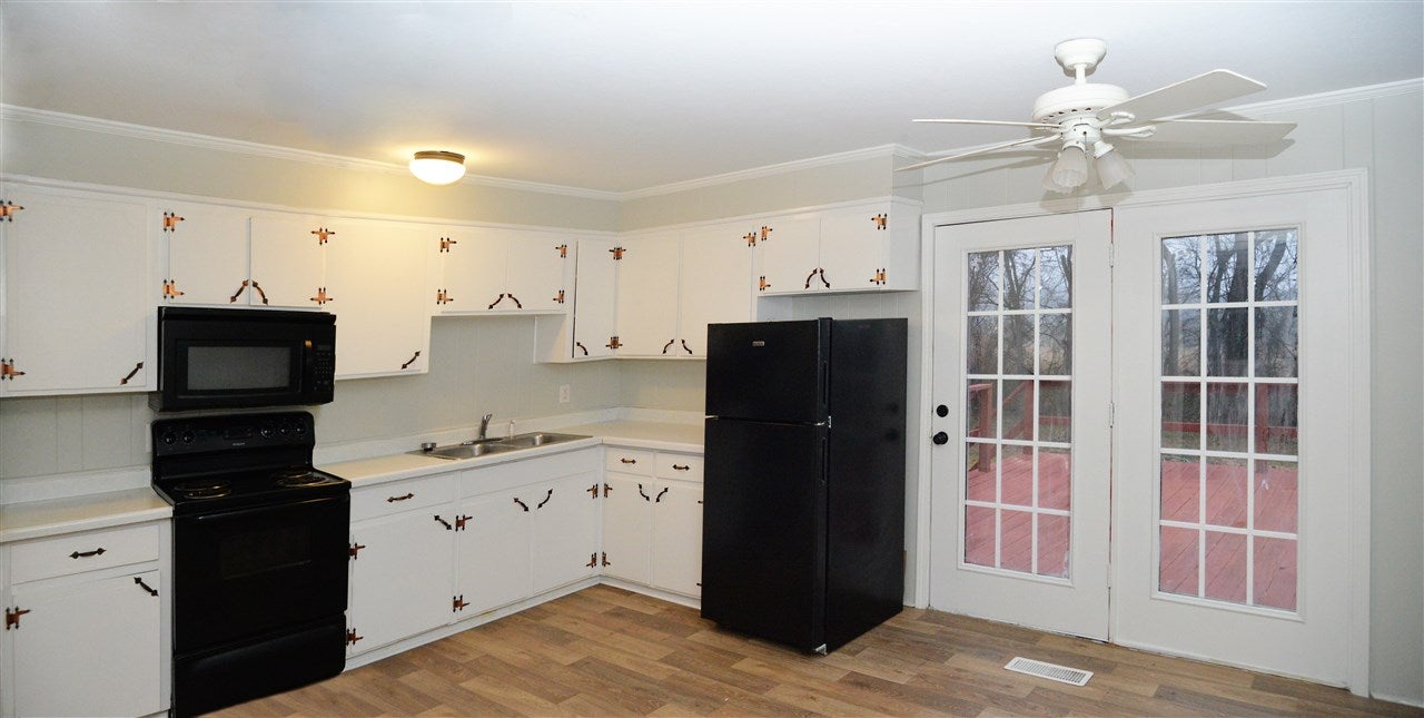 190 Wills Road Bowling Green, KY 42101 - Photo 8 of 11 Gallery Image 8
