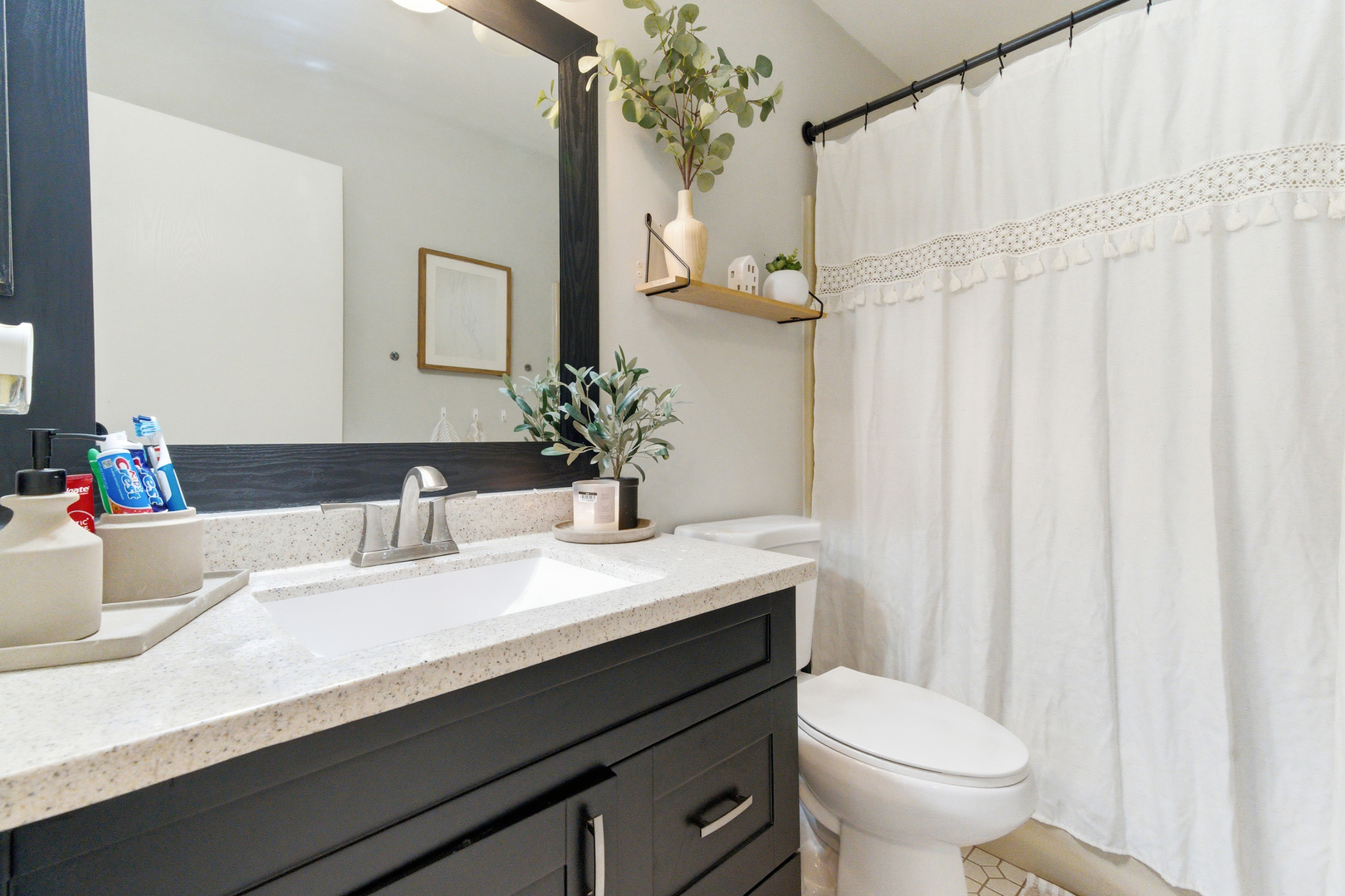 2001 Madison Avenue Gurnee, IL 60031 - Photo 21 of 36