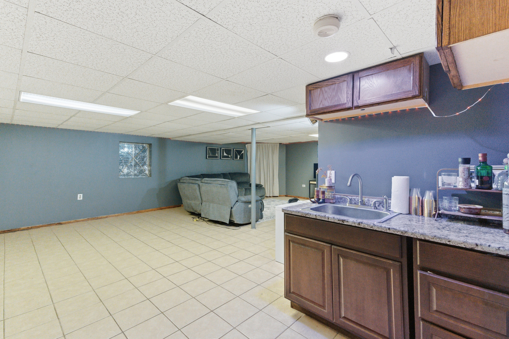 2001 Madison Avenue Gurnee, IL 60031 - Photo 27 of 36