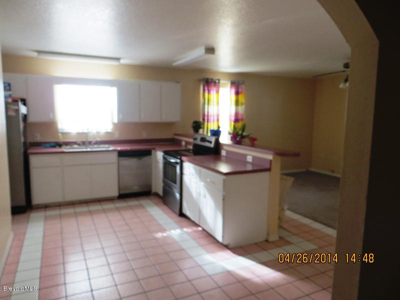 6055 Elgin Road Cocoa, FL 32927 - Photo 3 of 42 KITCHEN V1