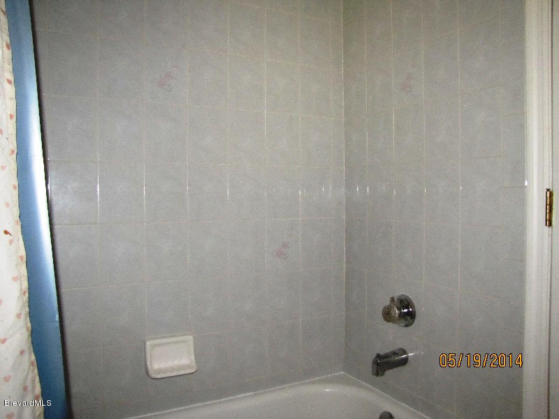 6055 Elgin Road Cocoa, FL 32927 - Photo 22 of 42 HALL BATHV3