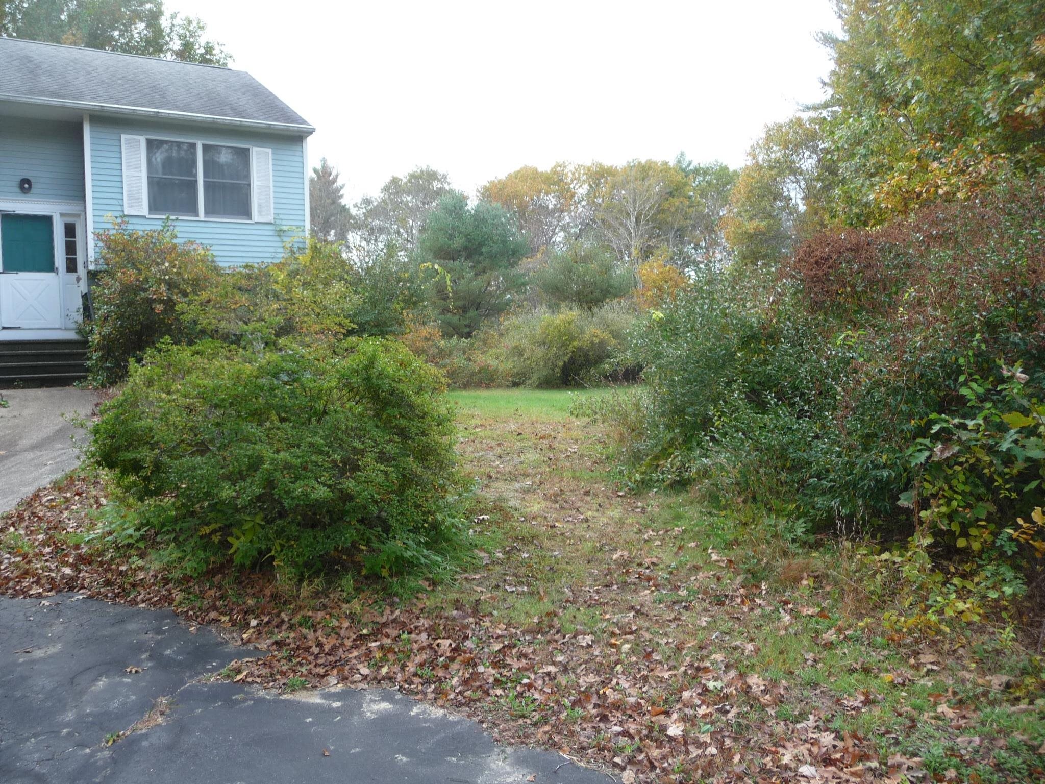165 Kendall Pond Road Windham, NH 03087 - Photo 2 of 35