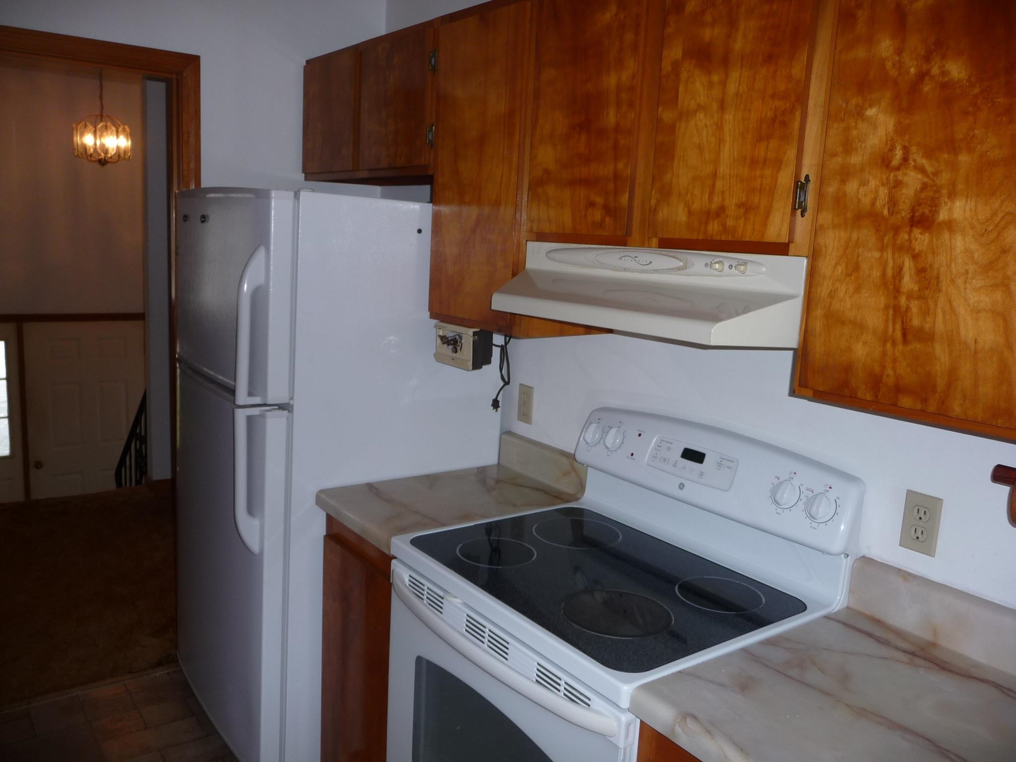 165 Kendall Pond Road Windham, NH 03087 - Photo 7 of 35