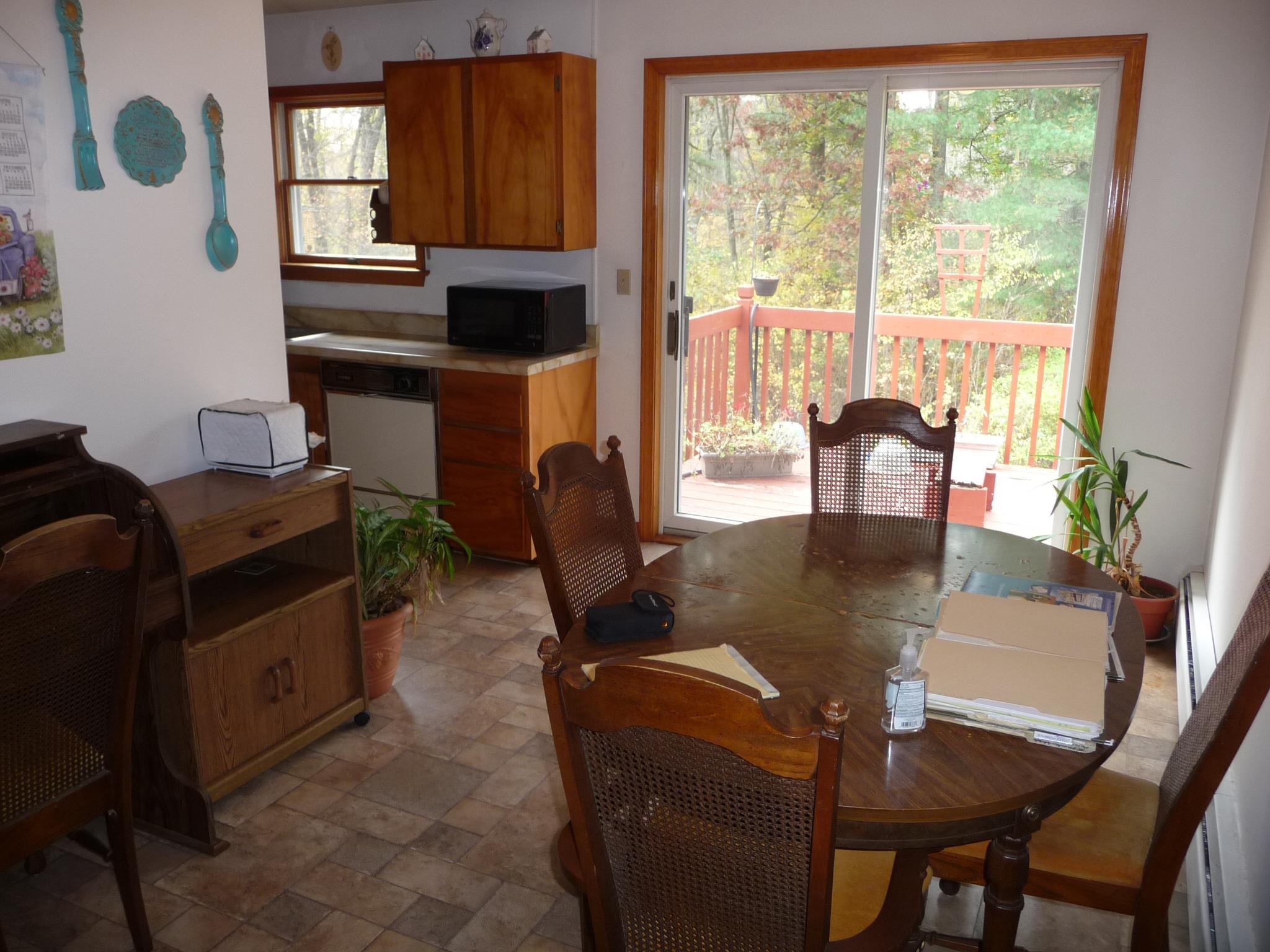 165 Kendall Pond Road Windham, NH 03087 - Photo 9 of 35