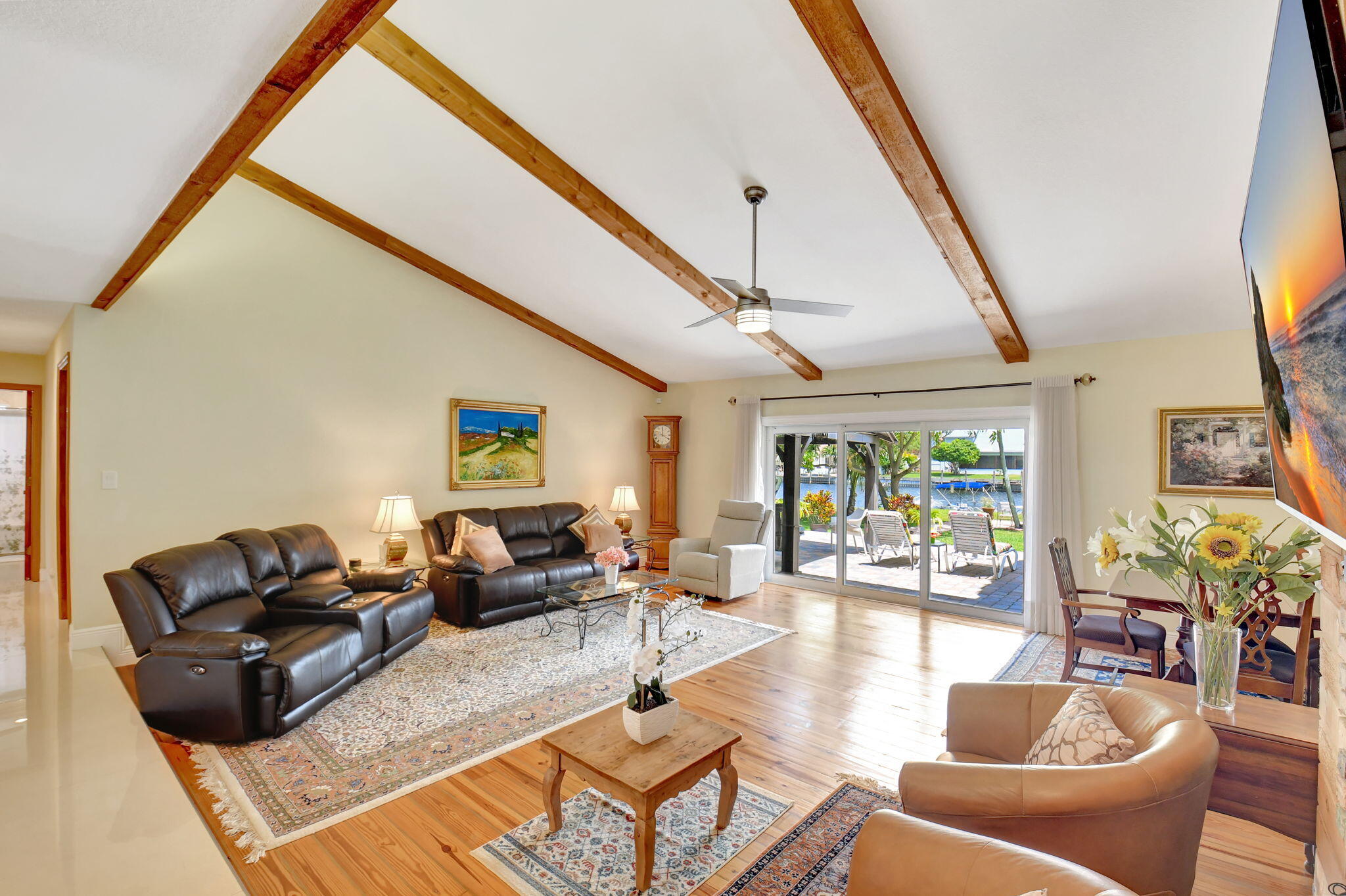 147 Oregon Lane Boca Raton, FL 33487 - Photo 31 of 83 Living Area