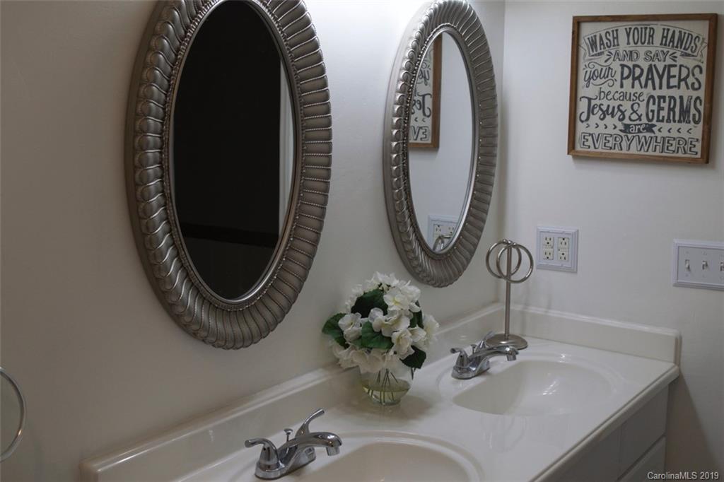 1287 Rabbit Run Road, Unit 5 York, SC 29745 - Photo 15 of 20 Gallery Image 15