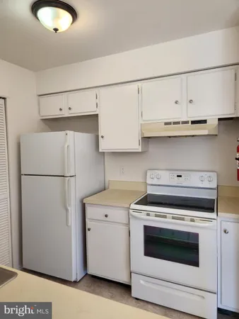 $2,100 | 103 Lucas Lane, Voorhees, NJ 08043