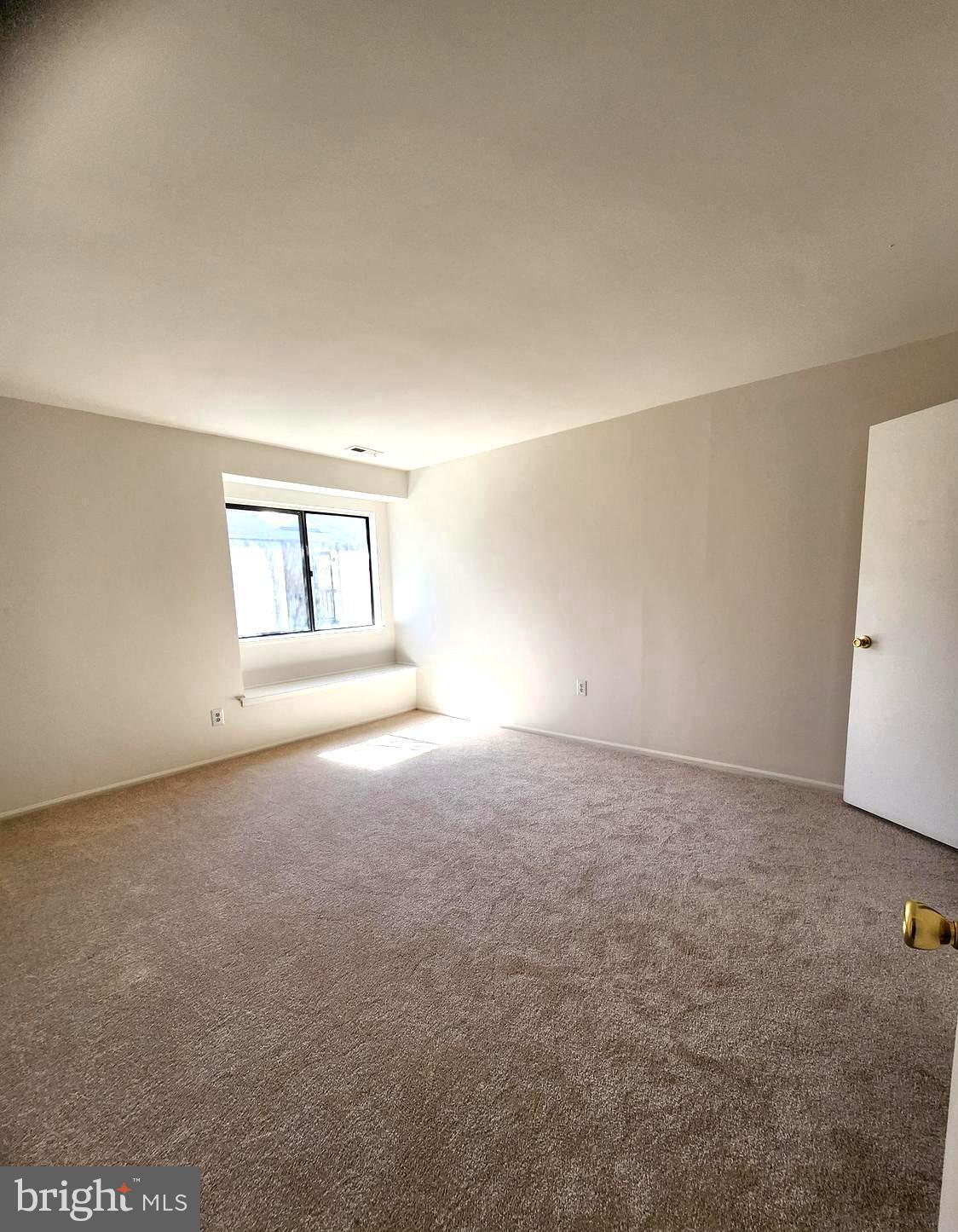 103 Lucas Lane Voorhees, NJ 08043 - Photo 22 of 28 Primary bedroom