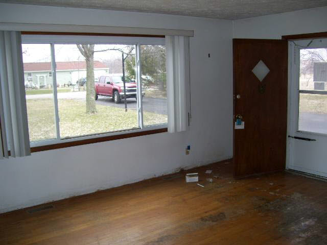 2404 North Country Club Road Muncie, IN 47303 - Photo 2 of 9