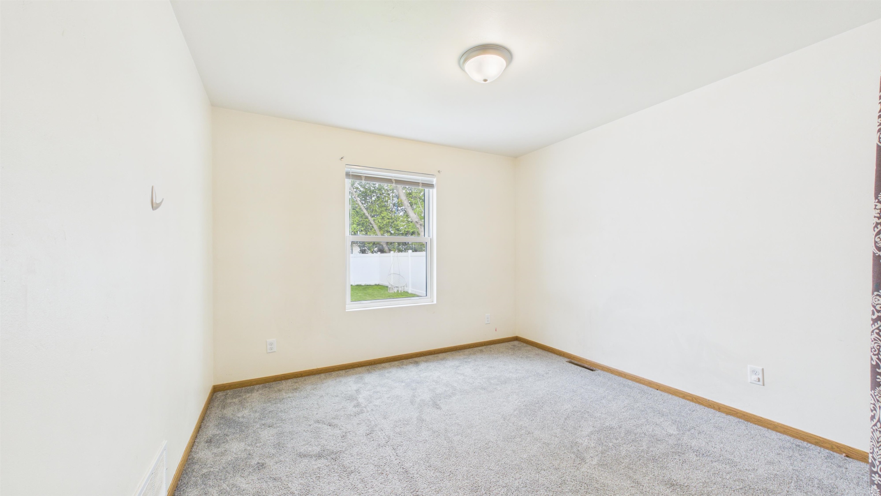 236 4th Street Menasha, WI 54952 - Photo 16 of 25