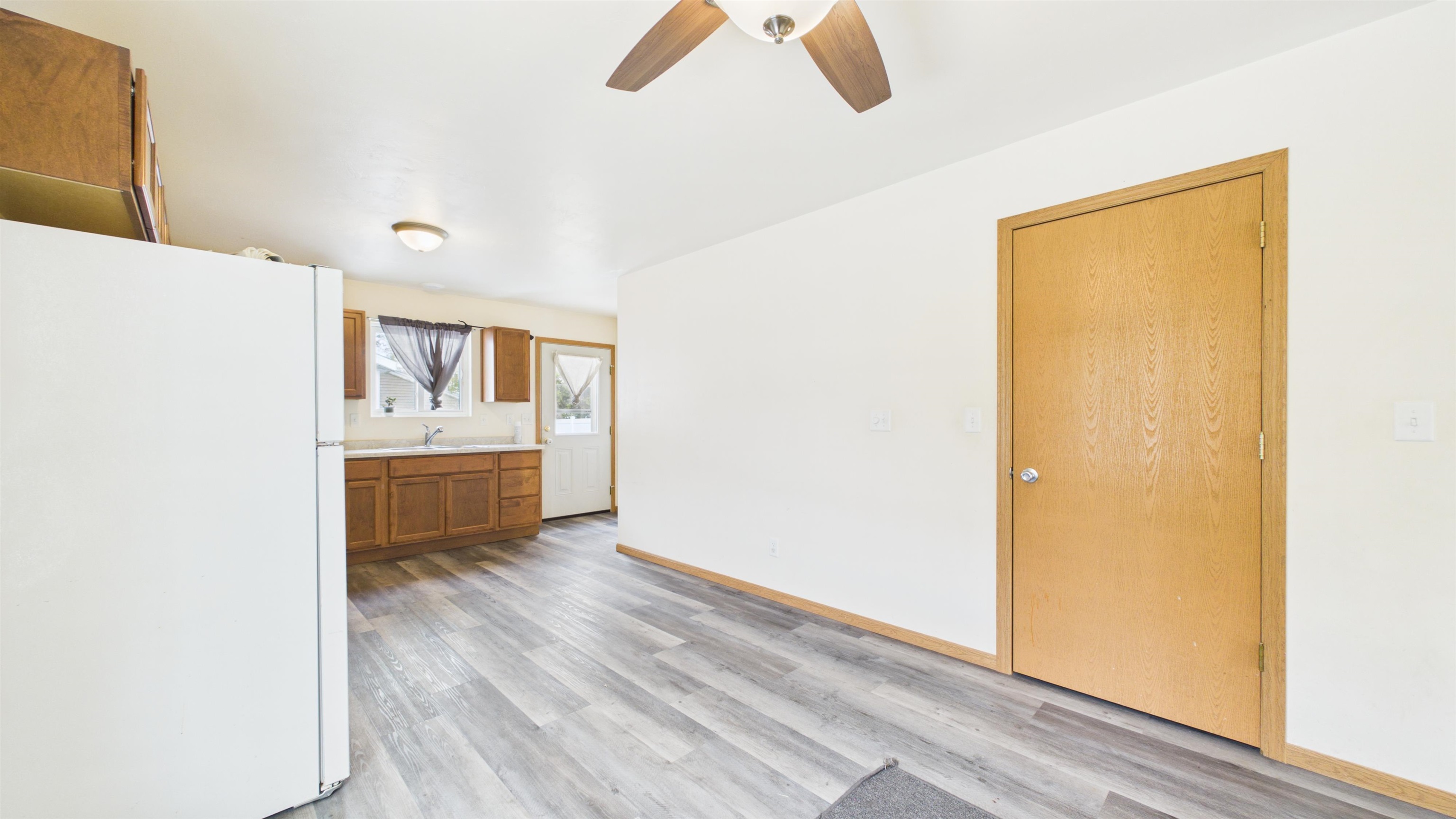 236 4th Street Menasha, WI 54952 - Photo 7 of 25