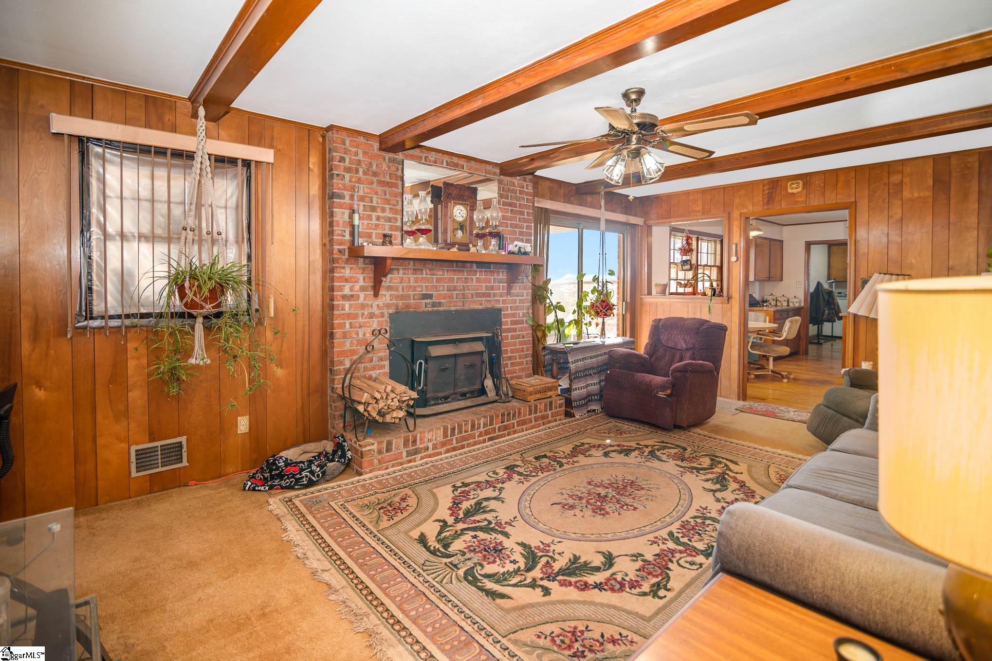 407 Pine Ridge Road Duncan, SC 29334 - Photo 13 of 36 Gallery Image 13