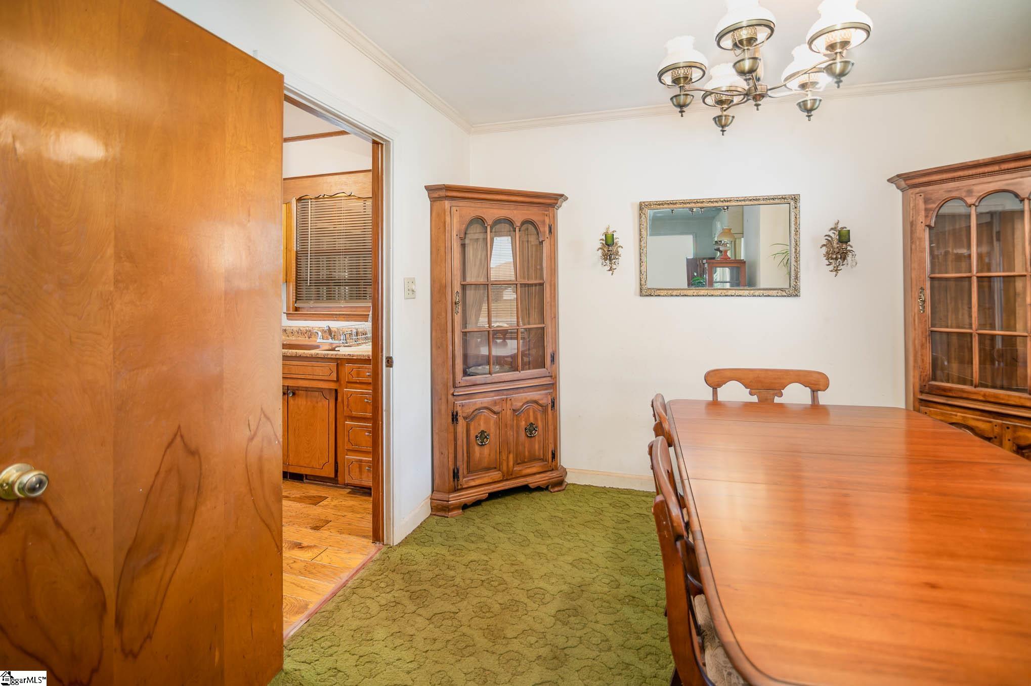 407 Pine Ridge Road Duncan, SC 29334 - Photo 8 of 36 Gallery Image 8
