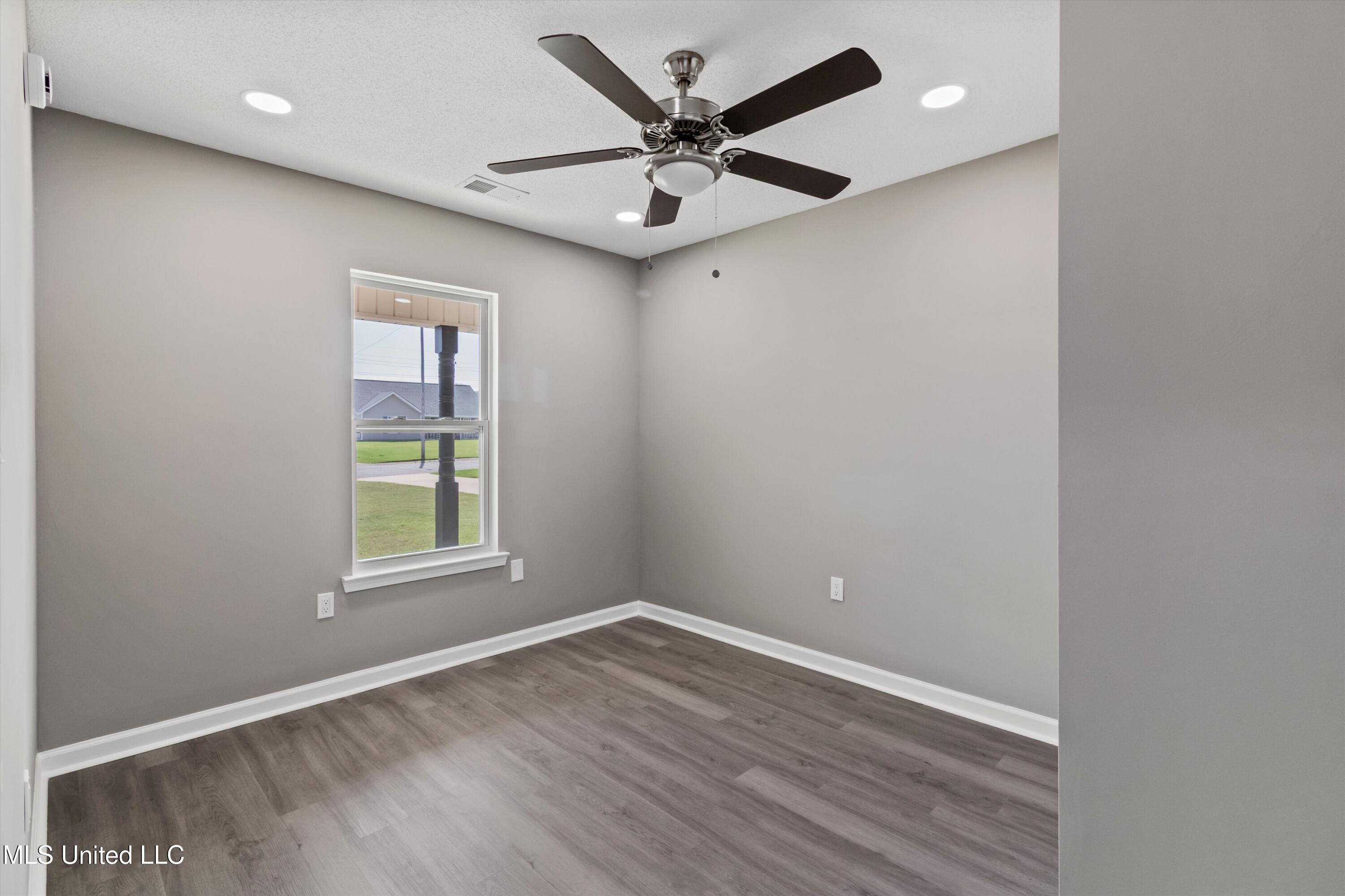 814 West Rdg Cove Holly Springs, MS 38635 - Photo 20 of 25 20-814 W Rdg Cv-20