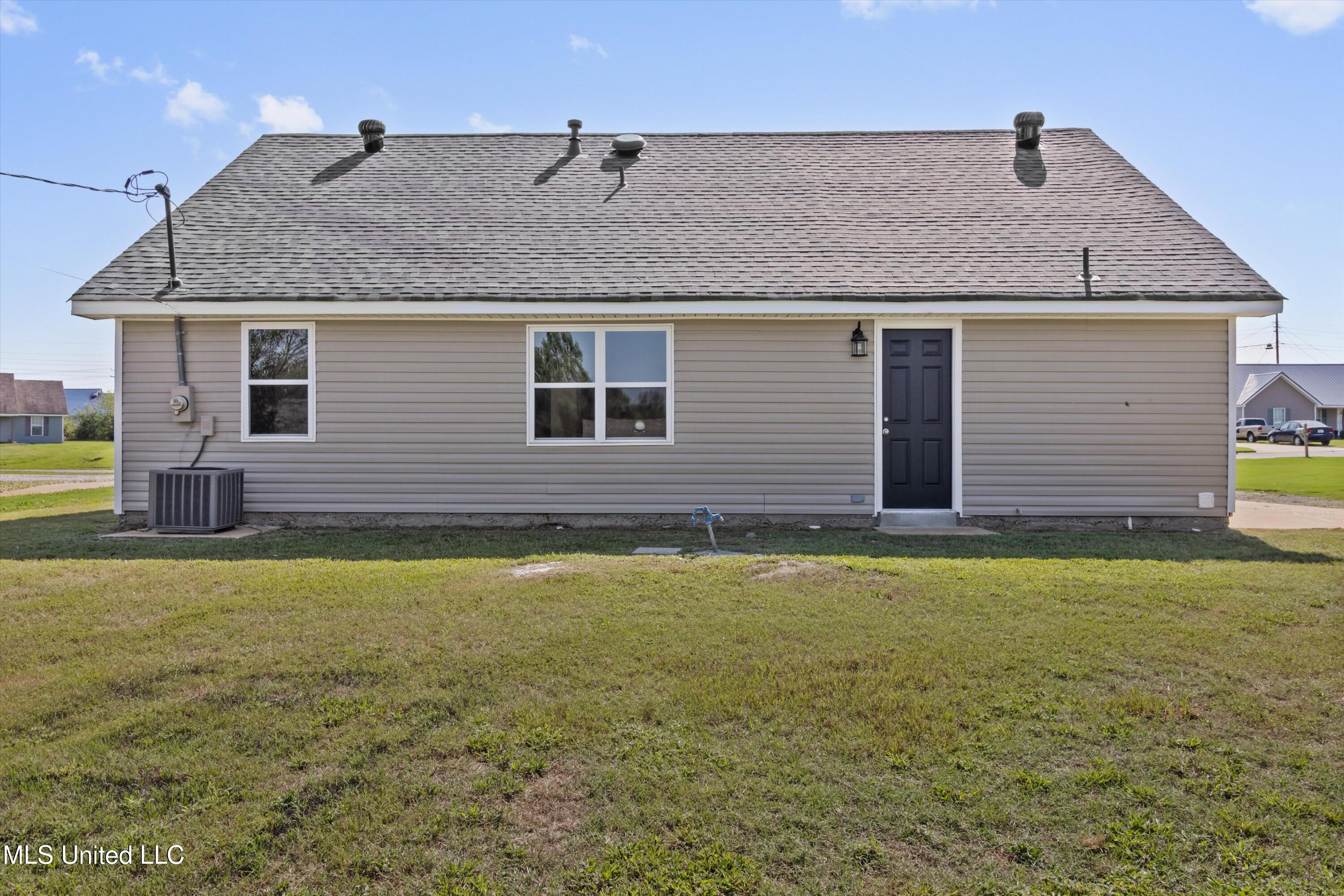 814 West Rdg Cove Holly Springs, MS 38635 - Photo 23 of 25 23-814 W Rdg Cv-23