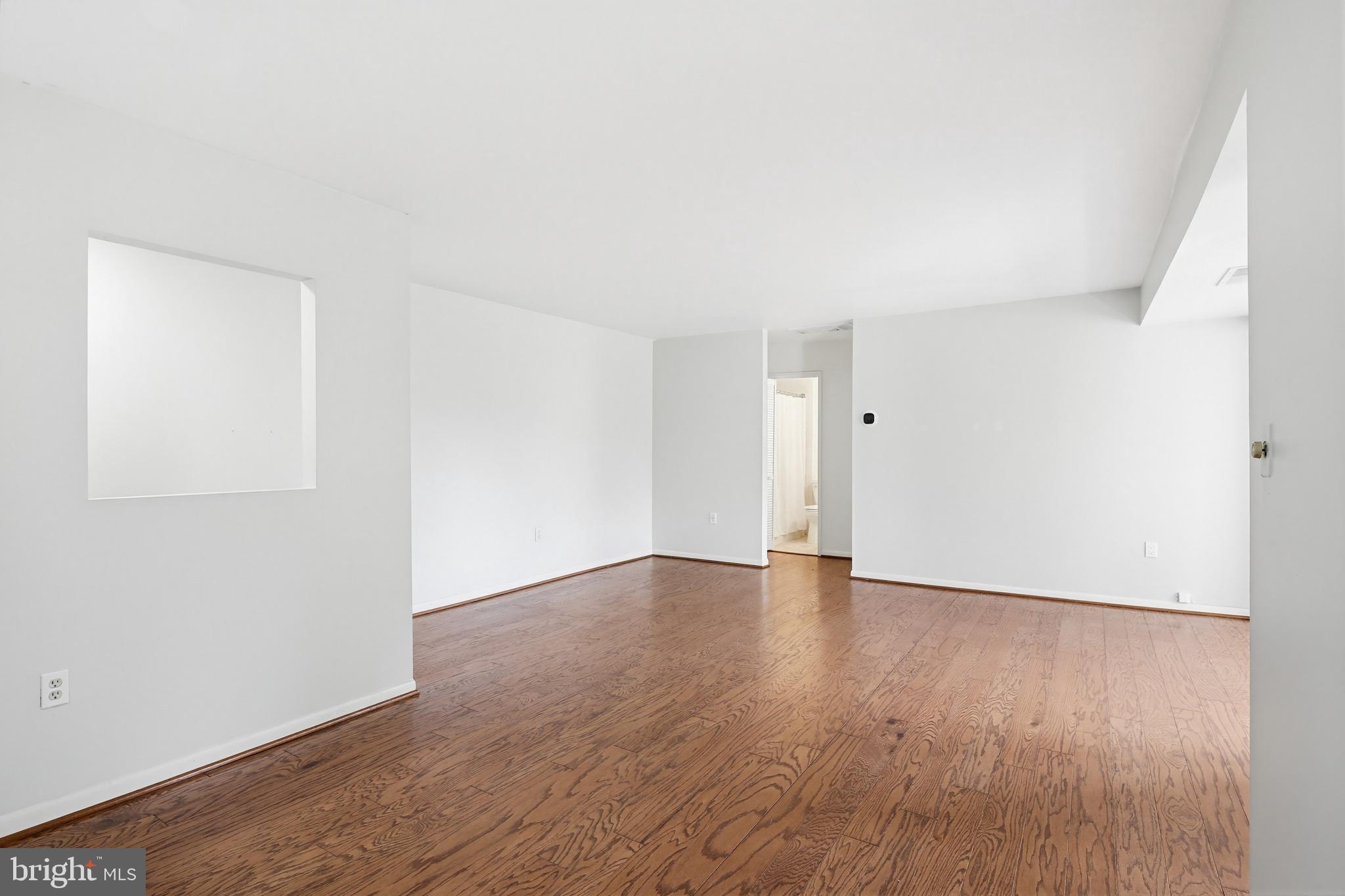 9653 White Acre Road, Unit B3 Columbia, MD 21045 - Photo 14 of 35