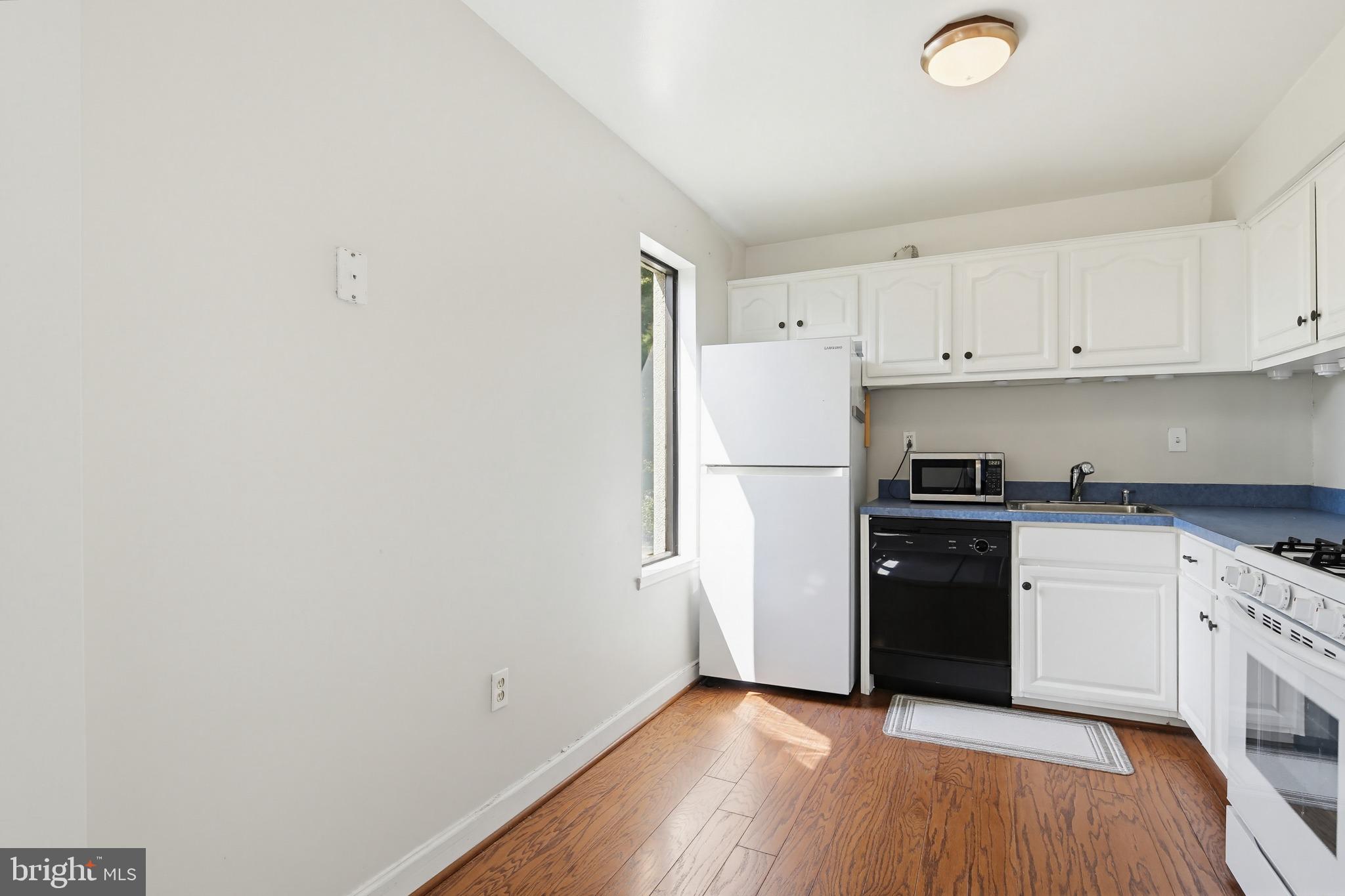 9653 White Acre Road, Unit B3 Columbia, MD 21045 - Photo 16 of 35