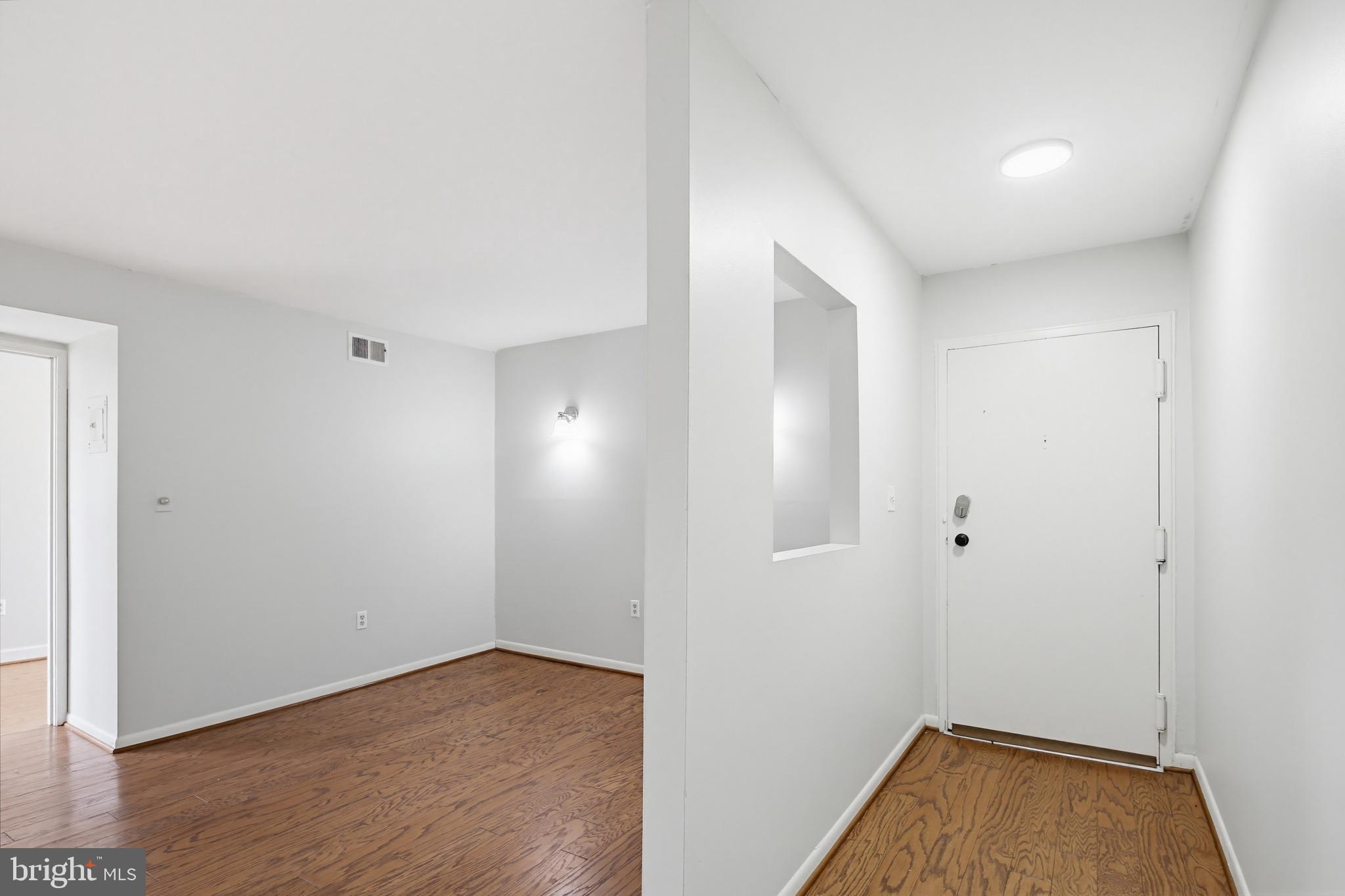 9653 White Acre Road, Unit B3 Columbia, MD 21045 - Photo 8 of 35